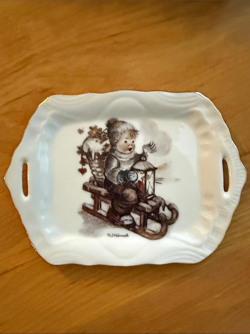 M.I. Hummel Winter Fun Porcelain Trinket Tray Reutter Germany Christmas Sled